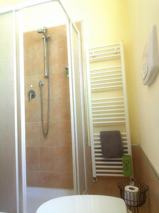 Sogno D'Oro B&B ปอจจิบองซี ภายนอก รูปภาพ